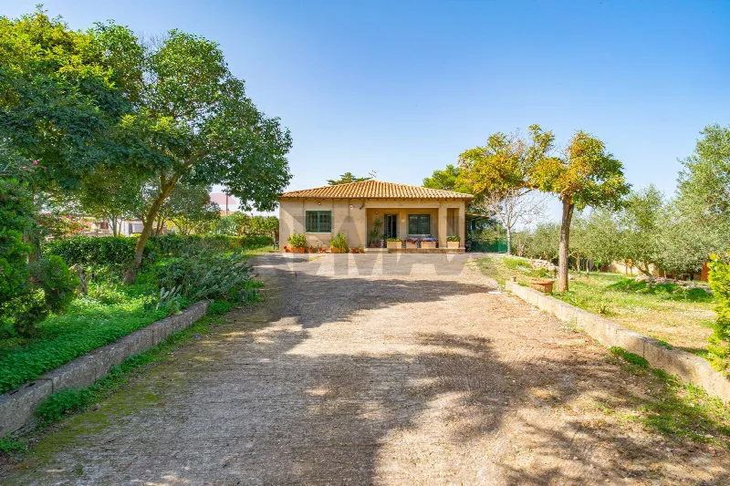 Villa in vendita a Caltagirone - foto 1