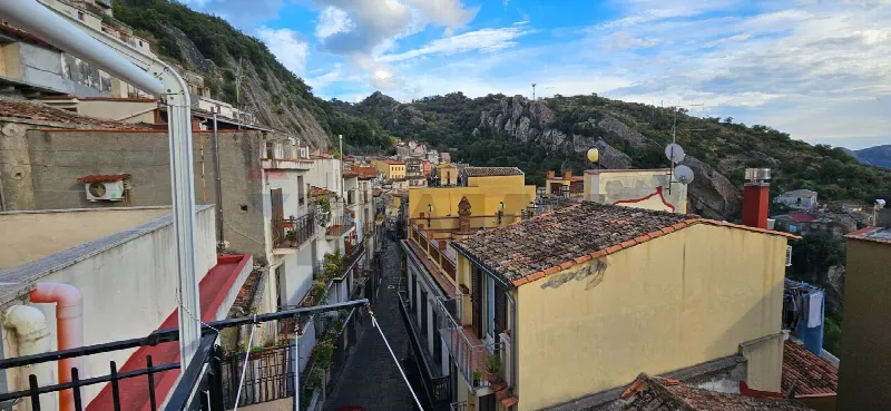 Casa Indipendente in vendita a Motta Camastra - foto 1
