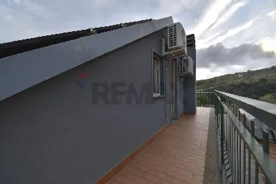 Casa Indipendente in vendita a Milo - foto 3