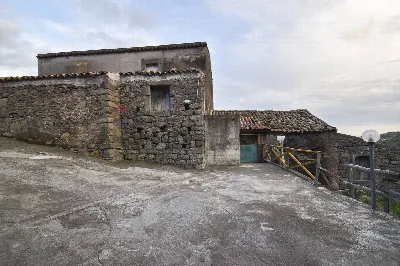 Rustico/Casale in vendita a Milo - foto 4