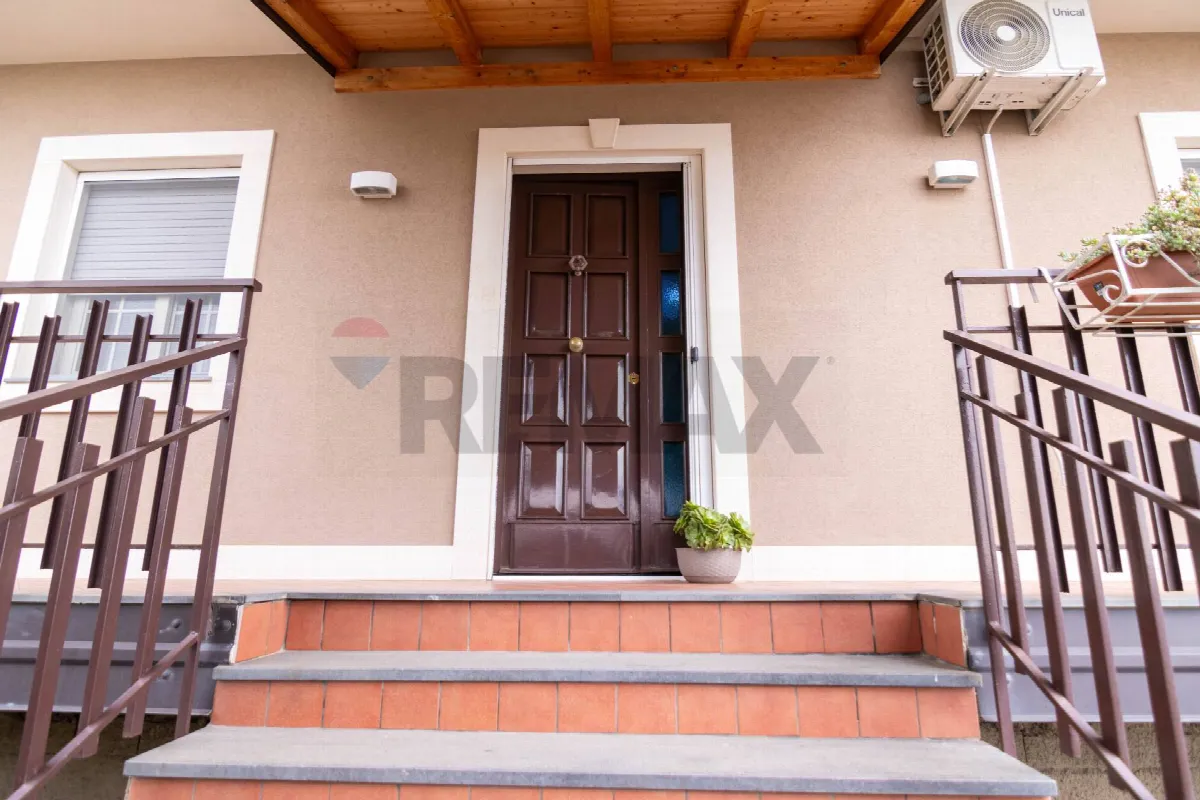 Villa in vendita a Belpasso - foto 2