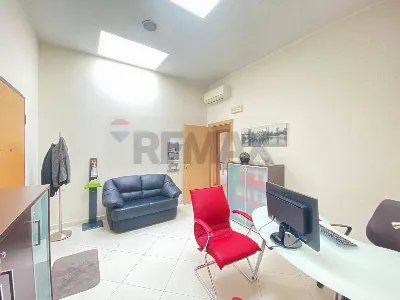 Ufficio in vendita a San Giovanni la Punta - foto 4