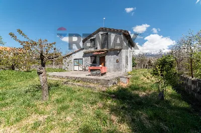 Villa in vendita a Belpasso - foto 1