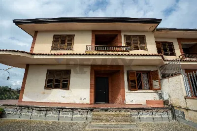 Casa Indipendente in vendita a Paterno - foto 2