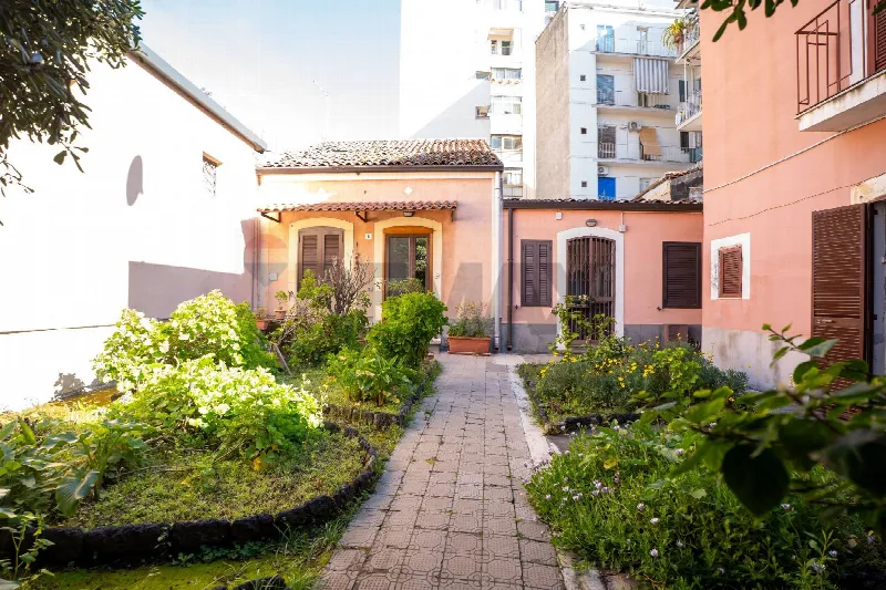 Casa Indipendente in vendita a Catania, Barriera, Nuovalucello, Gioeni - foto 1