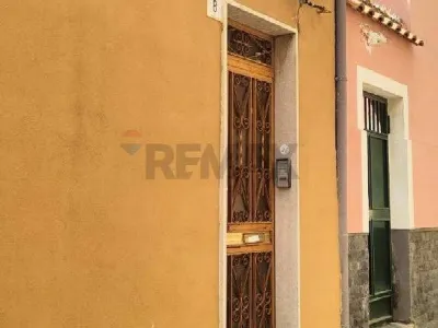 Casa Indipendente in vendita a Riposto - foto 1