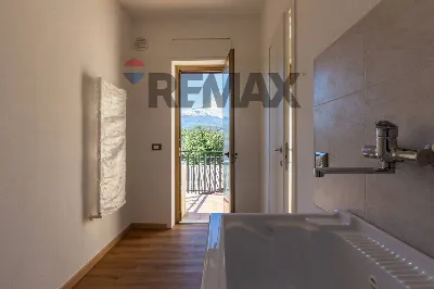 Casa Indipendente in vendita a Aci Bonacco... - foto 10