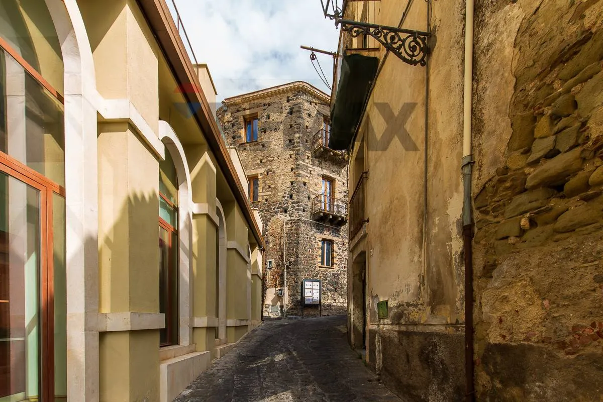 Casa Indipendente in vendita a Castiglione di Sicilia - foto 2