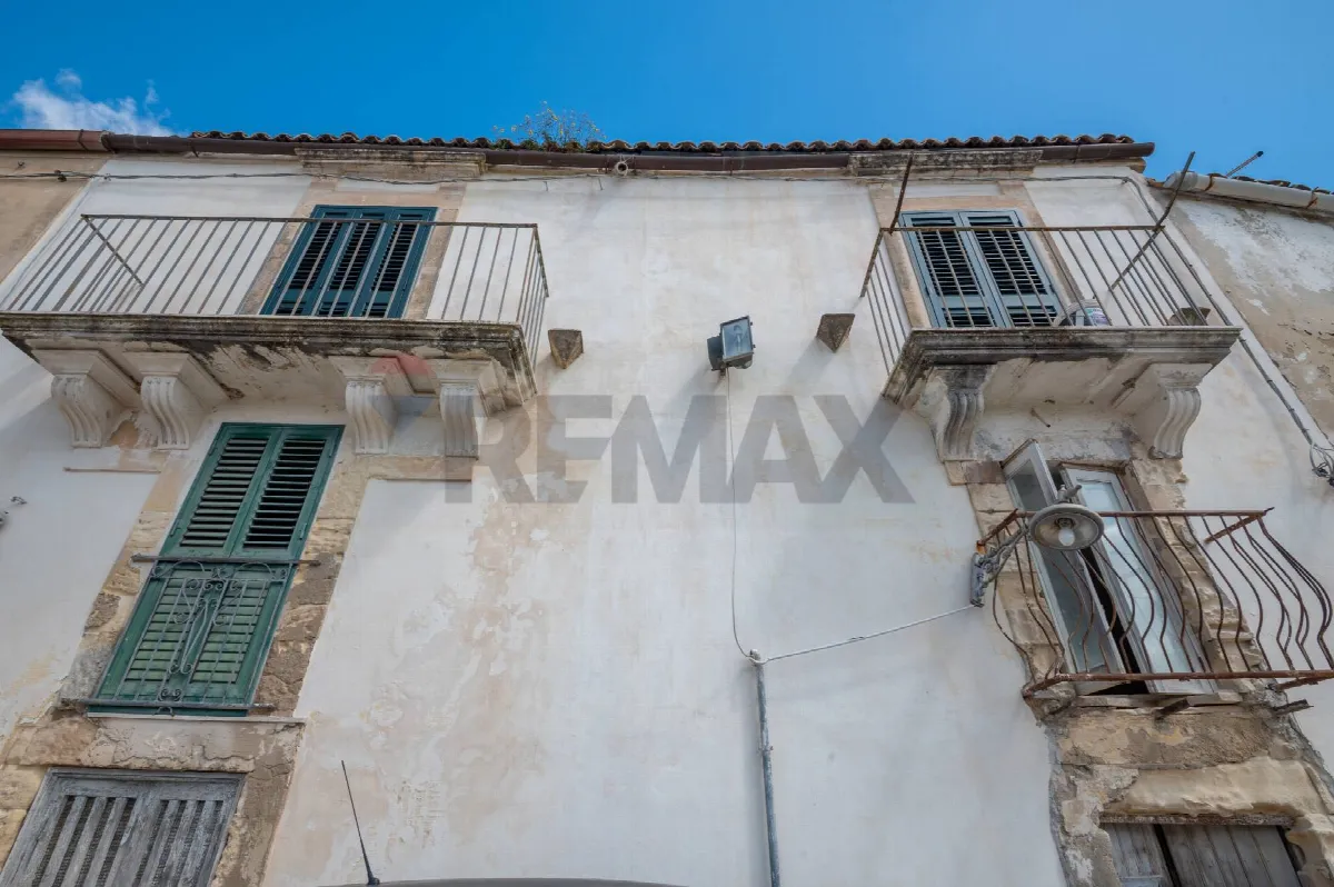 Casa Indipendente in vendita a Ragusa, Ibla, Centro, San Luigi, Archimede - foto 2