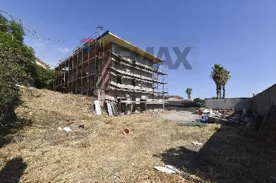 Palazzo/Stabile in vendita a Mascalucia - foto 2