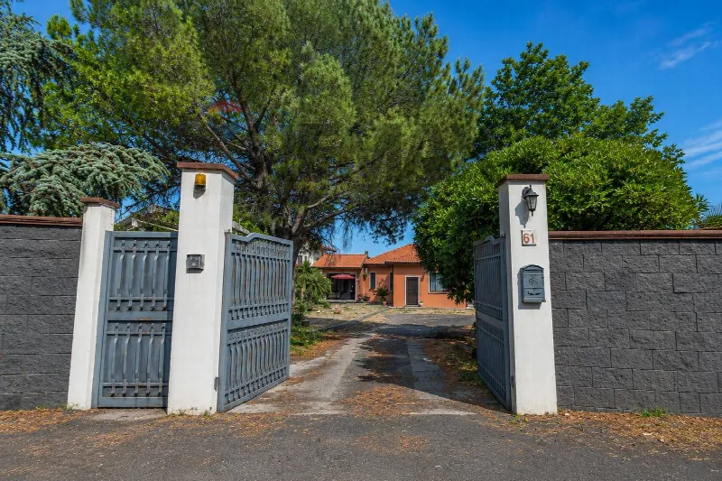 Villa in vendita a Pedara - foto 1
