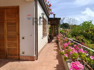 Villa in vendita a Sant'Agata li Battiati - foto 8