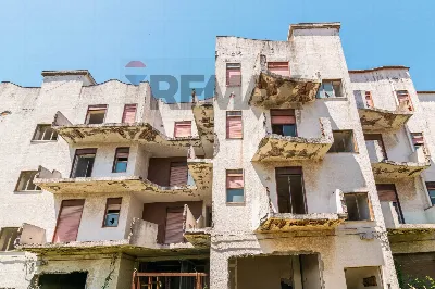 Palazzo/Stabile in vendita a Giarre - foto 8