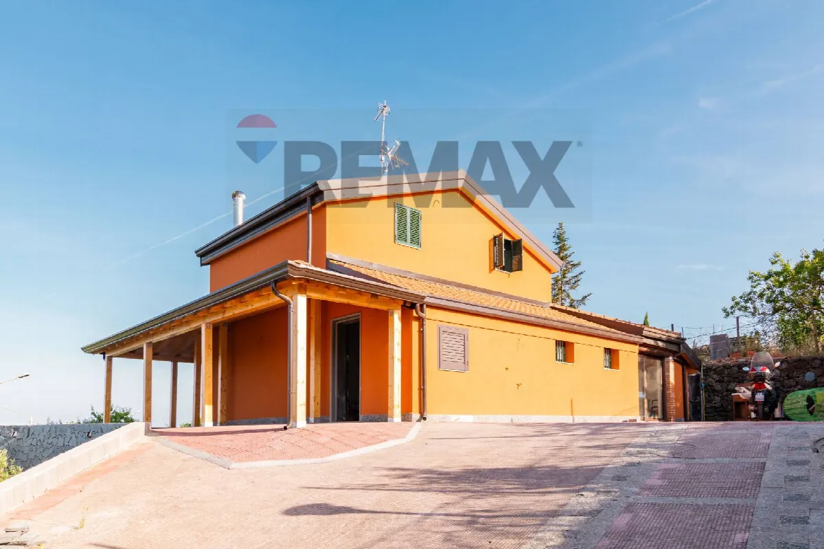 Villa in vendita ad Aci Sant'Antonio - foto 2