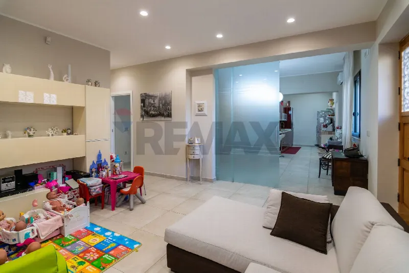 Casa Indipendente in vendita ad Acireale - foto 1