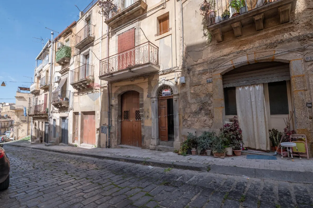 Casa Indipendente in vendita a Caltagirone - foto 3