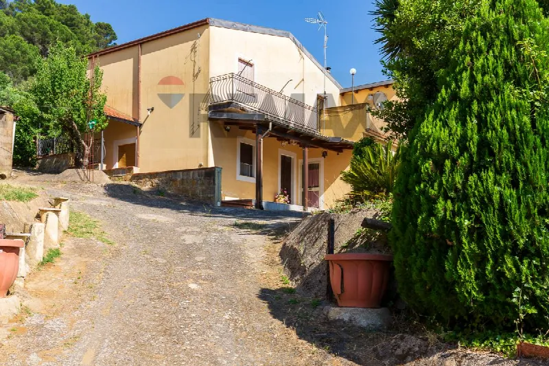 Casa Indipendente in vendita a Piazza Armerina - foto 1