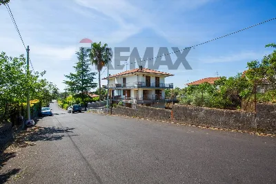 Casa Indipendente in vendita a Zafferana E... - foto 1