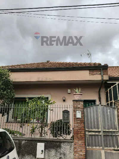 Villa in vendita a Viagrande - foto 1