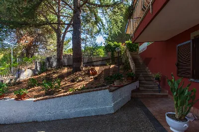 Casa Indipendente in vendita a Nicolosi - foto 7