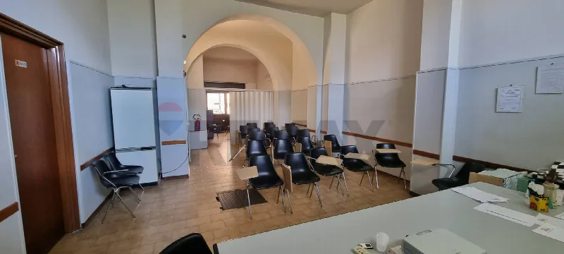 Ufficio in vendita a Paterno, Bellini, Tribunale, Corso Italia - foto 1
