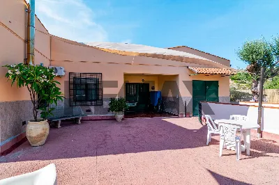 Villa in vendita a Augusta - foto 1
