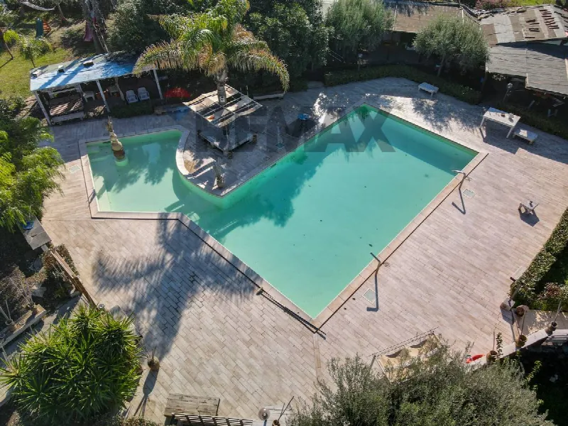 Villa in vendita a Paterno - foto 1