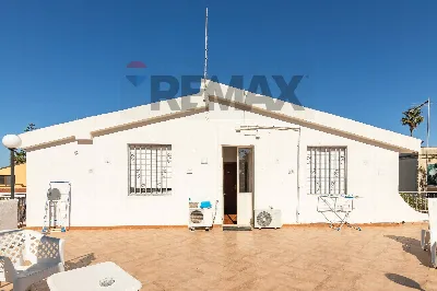 Villa in vendita a Siracusa, Arenella, Ogn... - foto 9