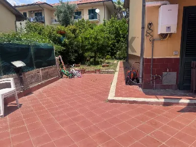 Villa in vendita a Tremestieri Etneo - foto 1