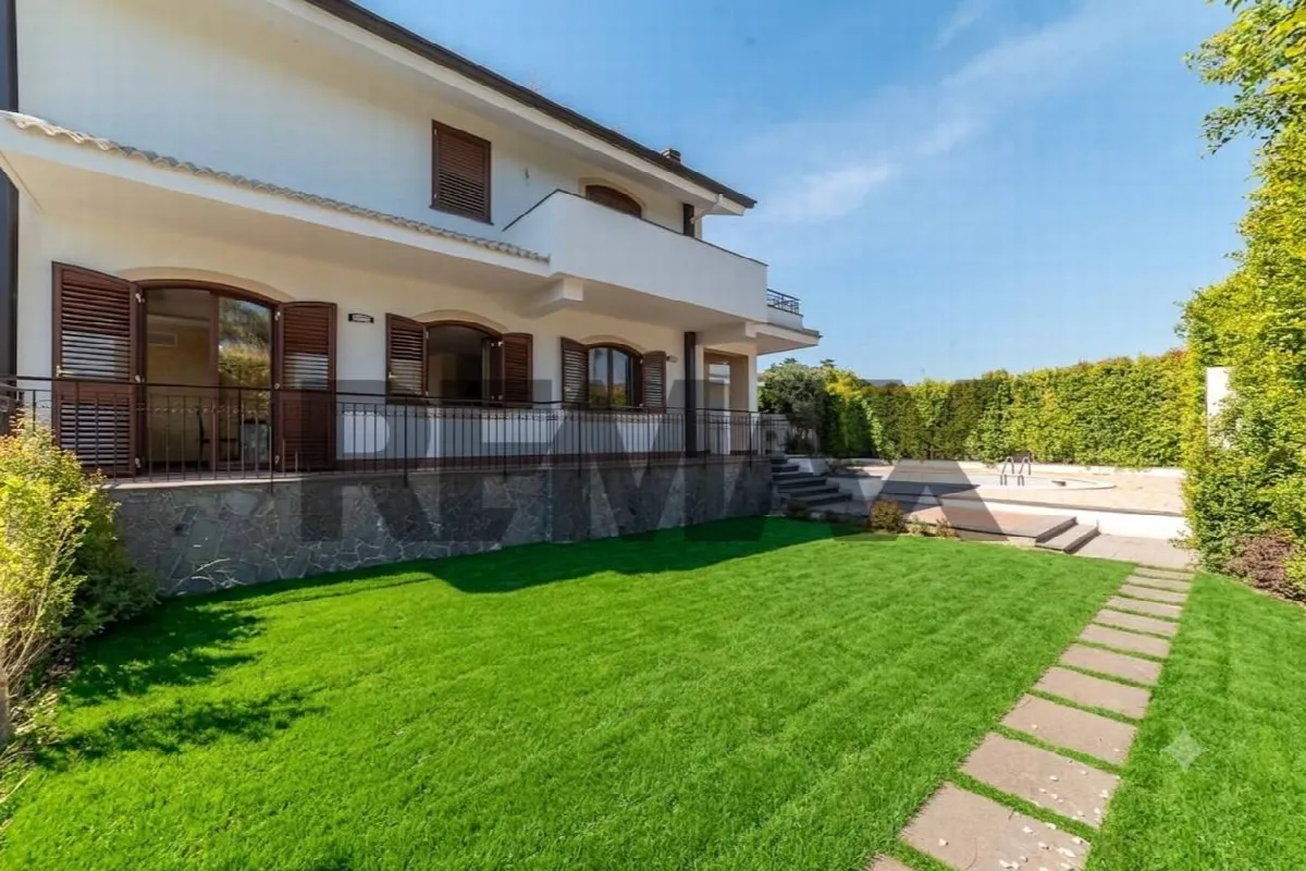 Villa in vendita ad Aci Sant'Antonio - foto 4