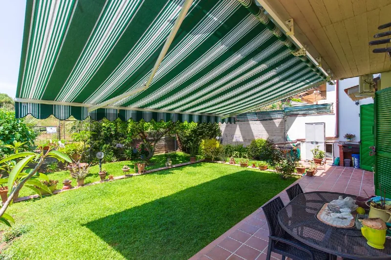 Villa in vendita ad Aci Catena - foto 1