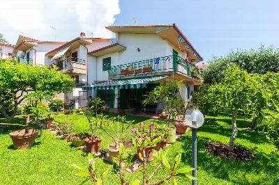 Villa in vendita a Aci Catena - foto 3