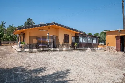 Villa in vendita a Caltagirone - foto 1