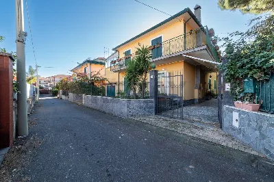 Villa in vendita a Tremestieri Etneo - foto 1