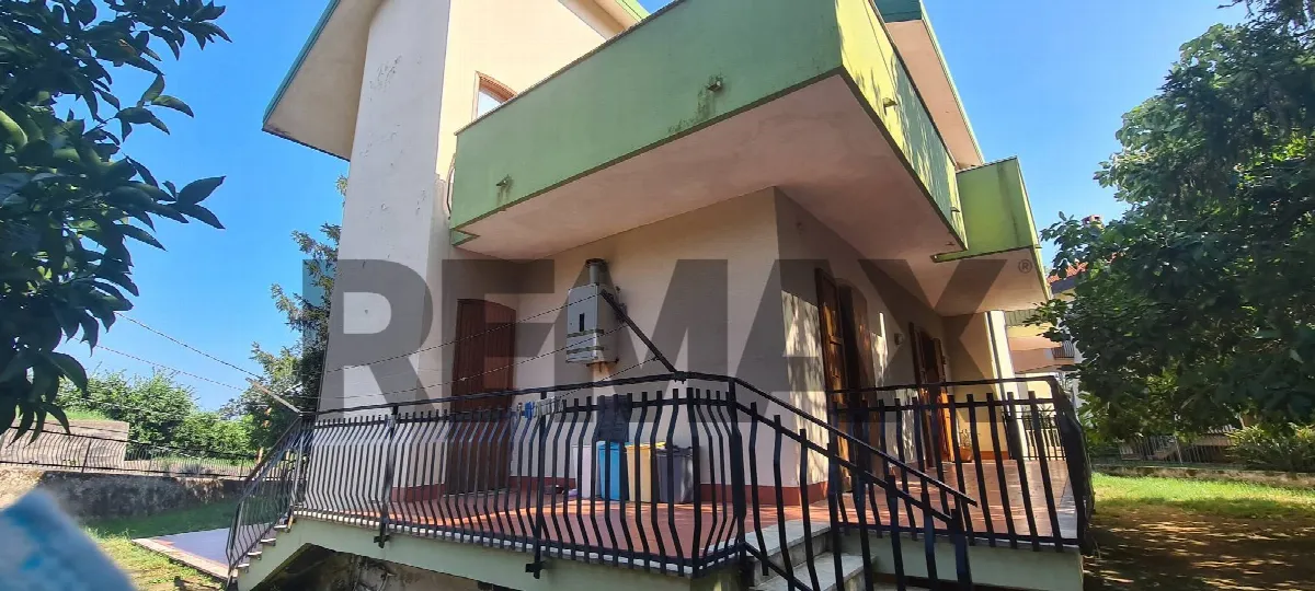 Casa Indipendente in vendita a Giarre - foto 2