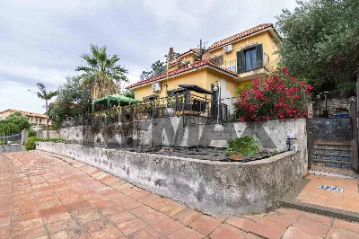 Villa in vendita a Aci Castello - foto 1