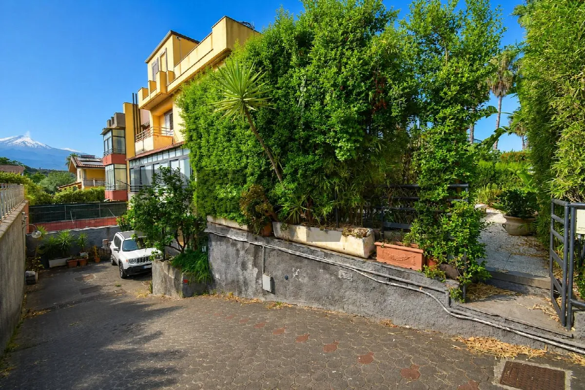 Villa in vendita ad Aci Catena - foto 4