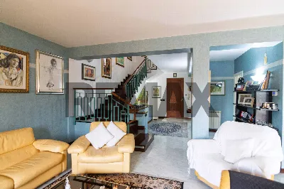 Villa in vendita a Aci Catena - foto 1
