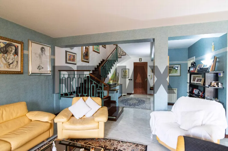 Villa in vendita ad Aci Catena - foto 1