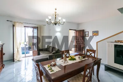Villa in vendita a Acireale - foto 2
