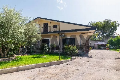 Villa in vendita a Acireale - foto 1