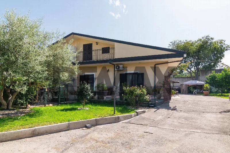 Villa in vendita ad Acireale - foto 1