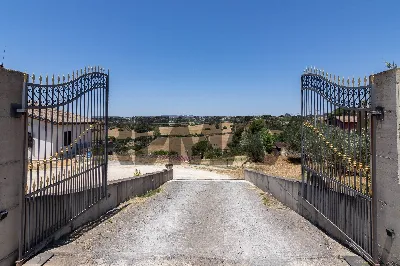 Villa in vendita a Caltagirone - foto 1