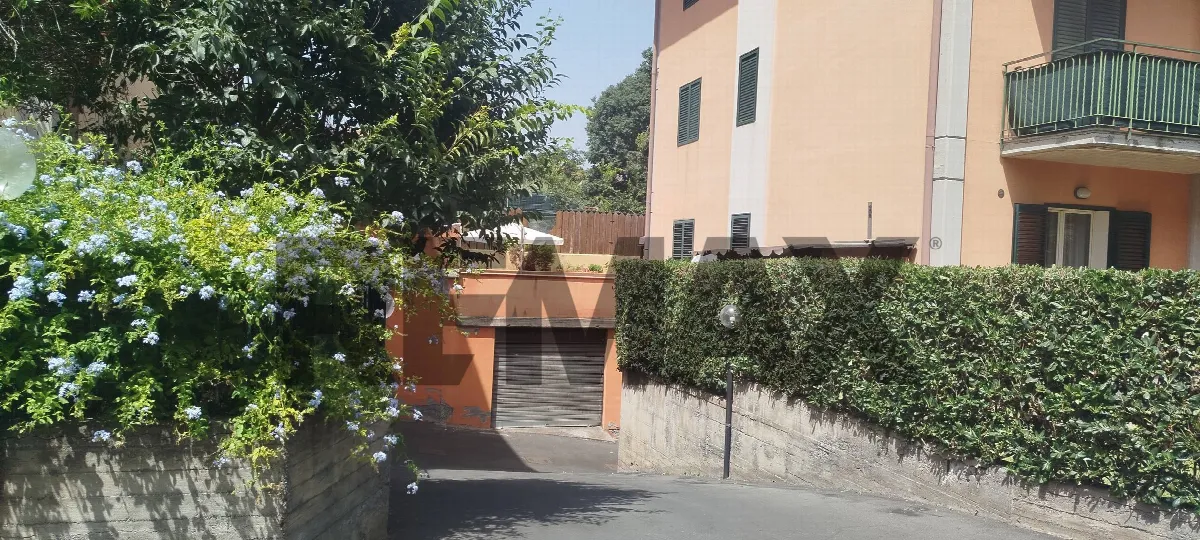 Palazzo/Stabile in vendita a Belpasso - foto 4