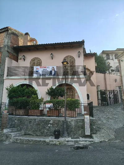 Villa in vendita a Savoca - foto 1