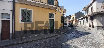 Casa Indipendente a Santa Venerina