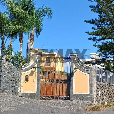 Villa a Santa Venerina