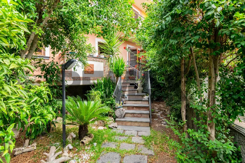 Casa Indipendente in vendita a San Pietro Clarenza - foto 1