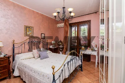 Casa Indipendente in vendita a San Pietro ... - foto 7
