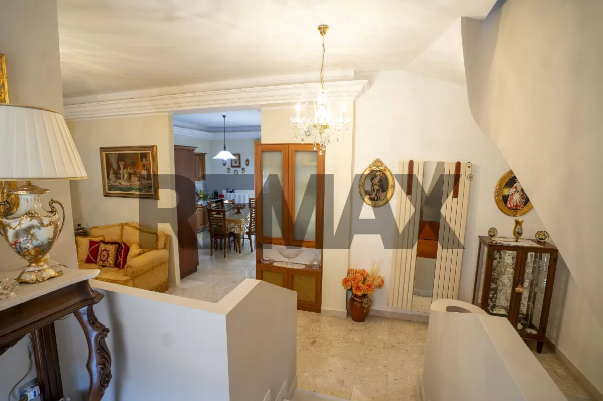 Casa Indipendente in vendita ad Aci Castello - foto 4